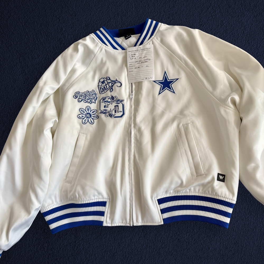 Women’s Dallas Cowboys Embroidered Bomber Jacket